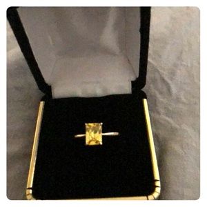 Yellow sapphire emerald cut ring 1.75 ct gemstone
